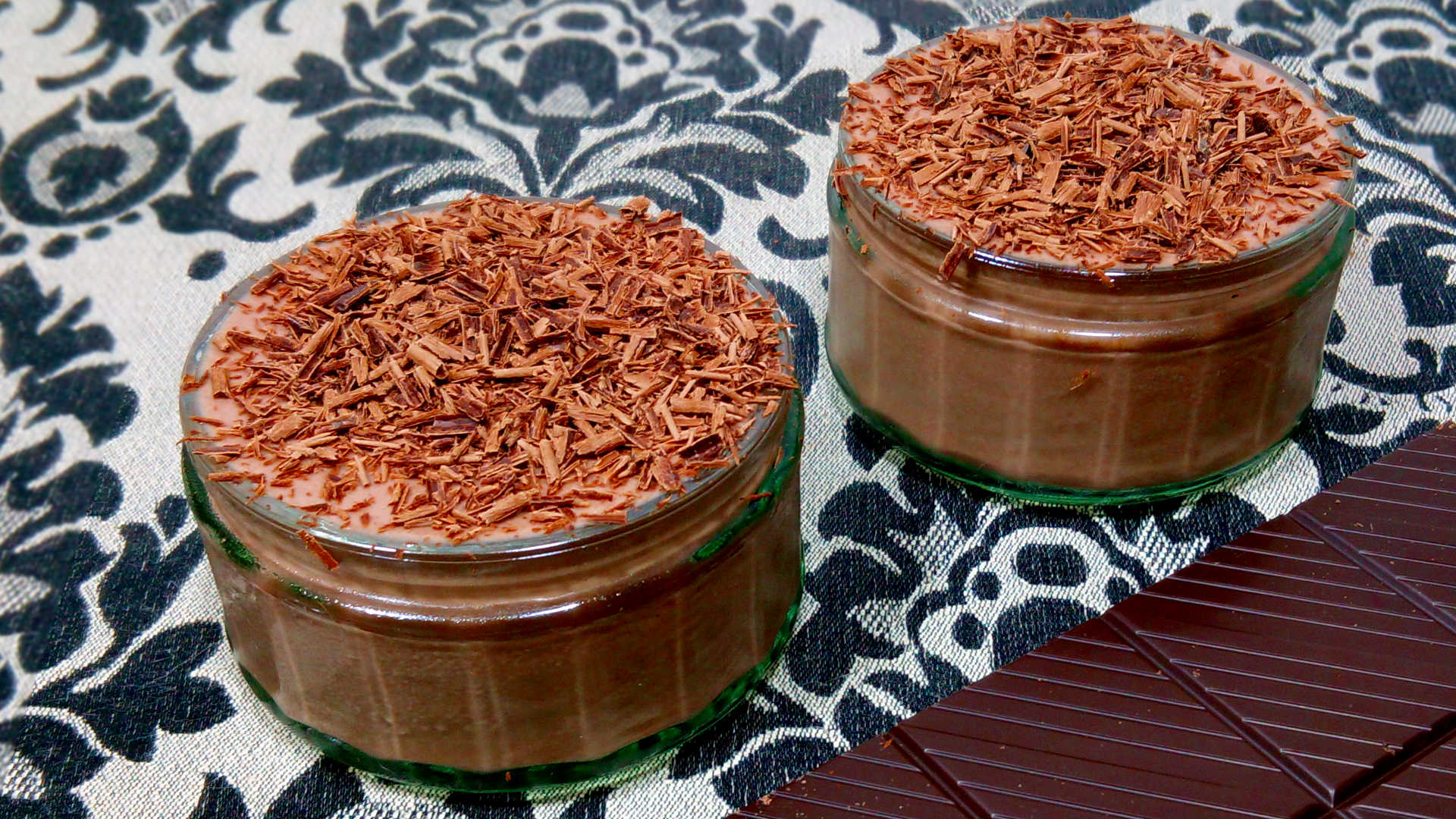 Creamy Cocoa & Coconut Ganache Creamy Cocoa & Coconut Ganache