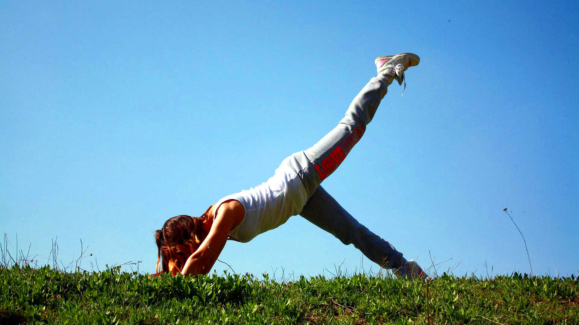Body weight strength training exercise